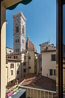 Charming 2bed Apt Overlooking Duomo