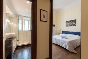Charming 2bed Apt Overlooking Duomo