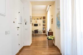 Charming 2bed Apt Overlooking Duomo