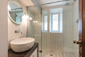 Charming 2bed Apt Overlooking Duomo