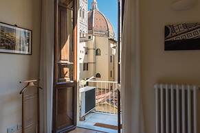 Charming 2bed Apt Overlooking Duomo