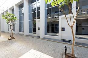 RedDoorz Plus near Paragon Mall Semarang