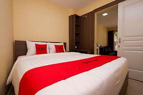 RedDoorz Plus near Paragon Mall Semarang