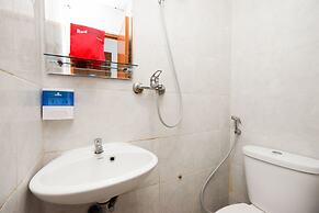 RedDoorz Near Kota Lama Semarang