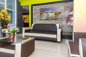 RedDoorz Plus @ Paal 2 Manado