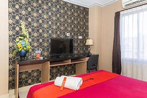 RedDoorz Plus @ Paal 2 Manado