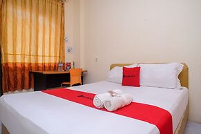 RedDoorz @ Jalan Pramuka Manado