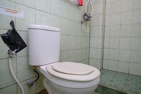 RedDoorz @ Jalan Pramuka Manado