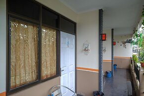 RedDoorz @ Jalan Pramuka Manado