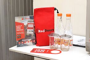 RedDoorz @ Supratman Street