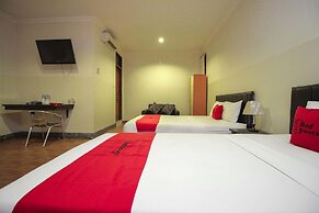 RedDoorz near Bethesda Manado