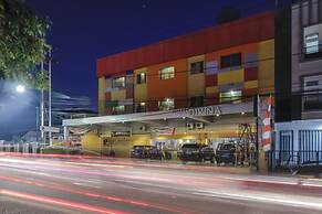 RedDoorz near Bethesda Manado