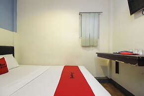 RedDoorz near Bethesda Manado