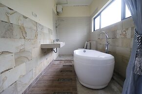 RedDoorz Plus near Kualanamu Airport