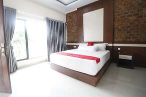 RedDoorz Plus near Kualanamu Airport