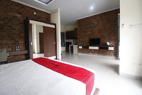 RedDoorz Plus near Kualanamu Airport