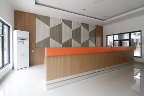 RedDoorz Plus near Kualanamu Airport