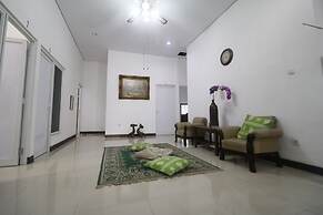 RedDoorz near Lampung Walk