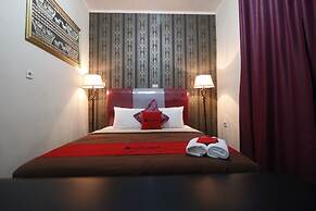 RedDoorz Plus @ Jalan Raden Intan Lampung