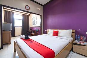 RedDoorz @ Urip Sumoharjo