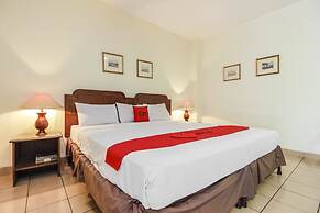 RedDoorz Plus near GBK Senayan