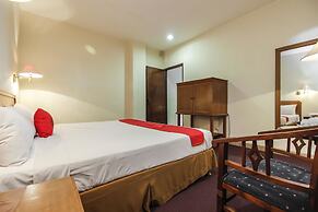 RedDoorz Plus near GBK Senayan