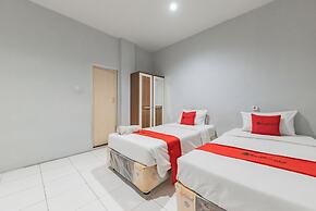 RedDoorz @ Pelajar Pejuang 3