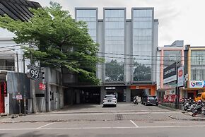 RedDoorz @ Pelajar Pejuang 3