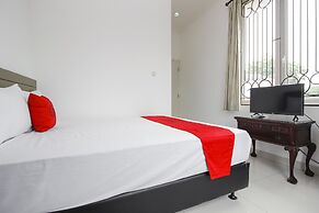RedDoorz @ Permata Sari Karawaci