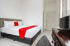 RedDoorz @ Permata Sari Karawaci
