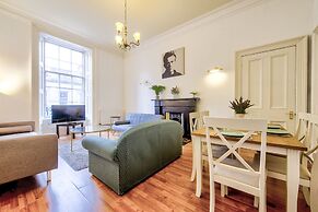 Alva - City Centre Apartment