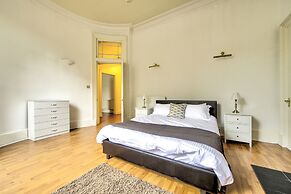 Alva - City Centre Apartment