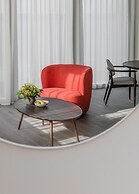 The Stratford, Autograph Collection