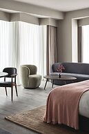 The Stratford, Autograph Collection