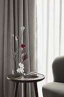 The Stratford, Autograph Collection