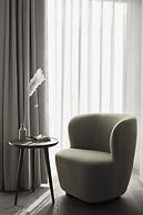 The Stratford, Autograph Collection