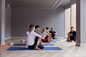 The Stratford, Autograph Collection