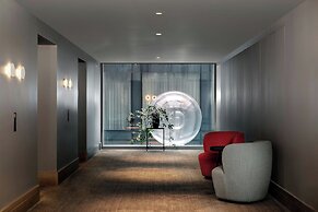 The Stratford, Autograph Collection