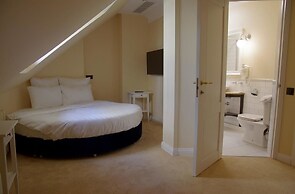 Barin Residence Centre