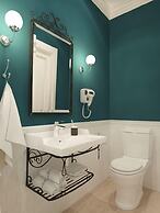 Barin Residence Centre