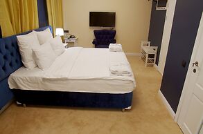 Barin Residence Centre