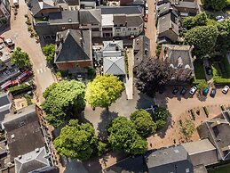Le Manoir