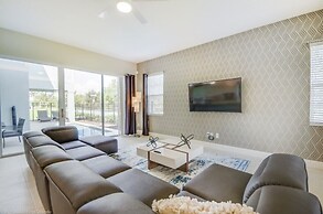 7786ll 5 Bedroom Villa by RedAwning