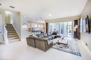 7786ll 5 Bedroom Villa by RedAwning