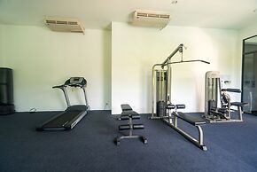 The Palm at Veloche by Lofty