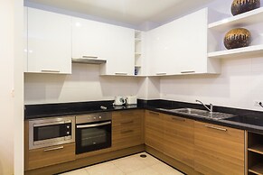 The Palm at Veloche by Lofty