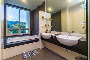 The Palm at Veloche by Lofty