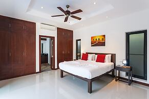 Villa Frangipani by Lofty