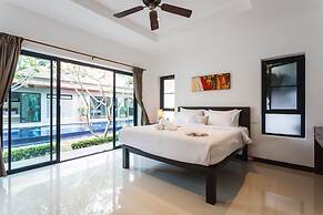 Villa Frangipani by Lofty