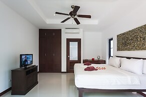 Villa Frangipani by Lofty